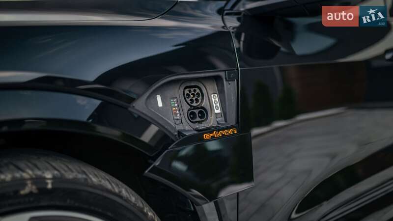 Внедорожник / Кроссовер Audi e-tron S 2022 в Черновцах фото 18 Внедорожник / Кроссовер Audi e-tron S 2022 в Черновцах