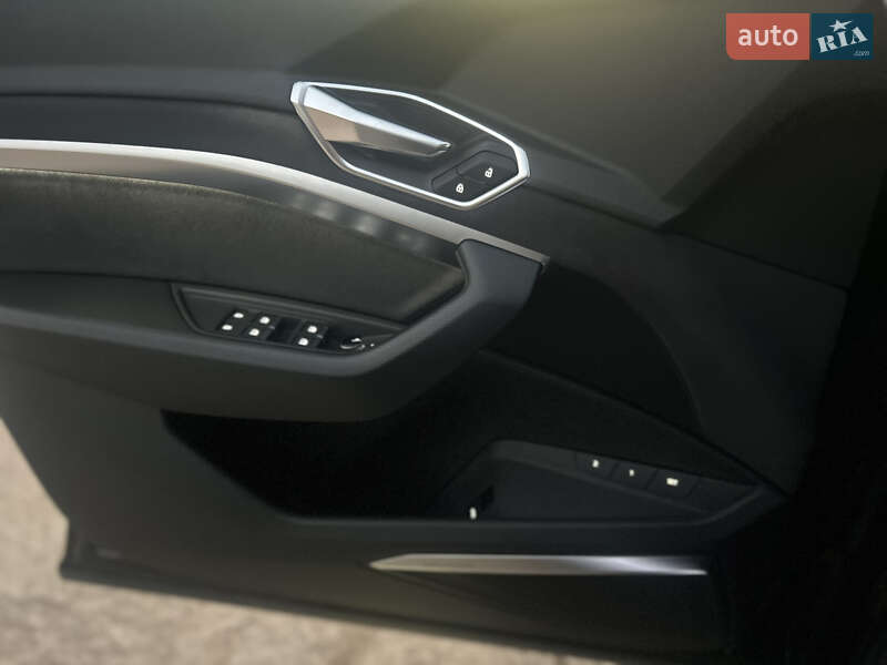 Внедорожник / Кроссовер Audi e-tron S 2022 в Одессе фото 49 Внедорожник / Кроссовер Audi e-tron S 2022 в Одессе