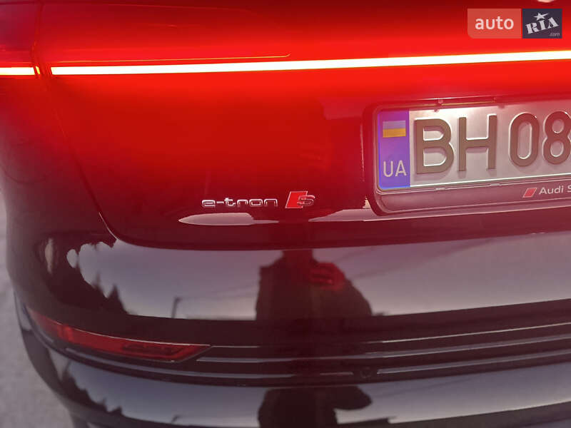 Внедорожник / Кроссовер Audi e-tron S 2022 в Одессе фото 54 Внедорожник / Кроссовер Audi e-tron S 2022 в Одессе