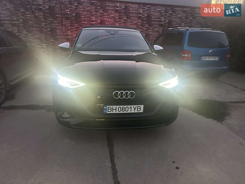 Внедорожник / Кроссовер Audi e-tron S 2022 в Одессе фото 63 Внедорожник / Кроссовер Audi e-tron S 2022 в Одессе