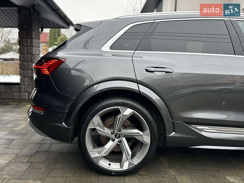 Внедорожник / Кроссовер Audi e-tron S 2022 в Луцке фото 5 Внедорожник / Кроссовер Audi e-tron S 2022 в Луцке