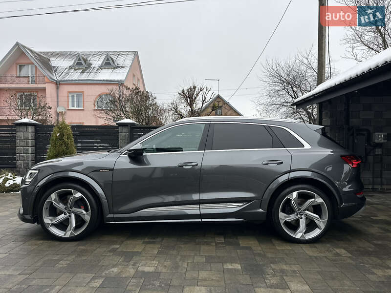Внедорожник / Кроссовер Audi e-tron S 2022 в Луцке фото 12 Внедорожник / Кроссовер Audi e-tron S 2022 в Луцке