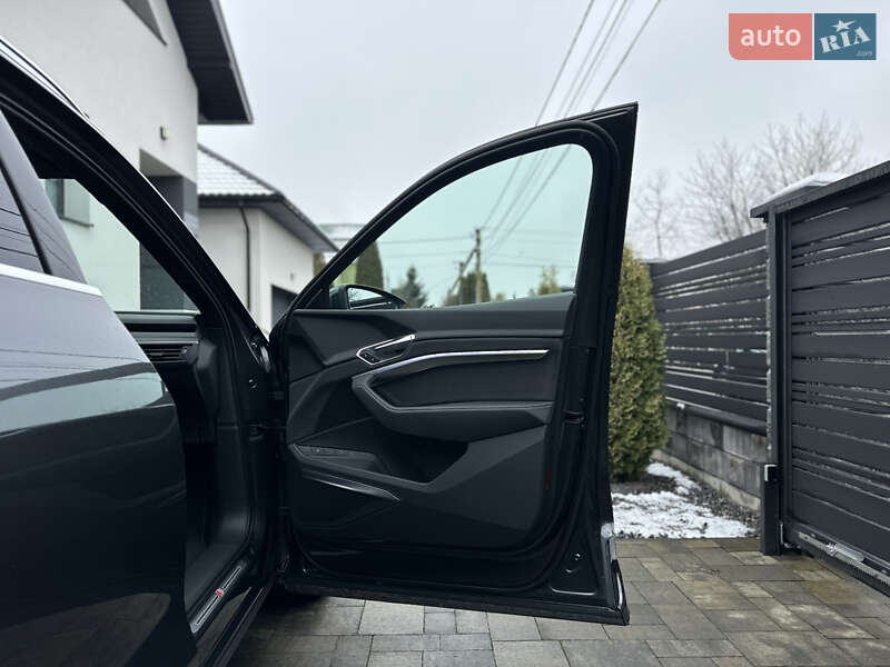 Внедорожник / Кроссовер Audi e-tron S 2022 в Луцке фото 87 Внедорожник / Кроссовер Audi e-tron S 2022 в Луцке