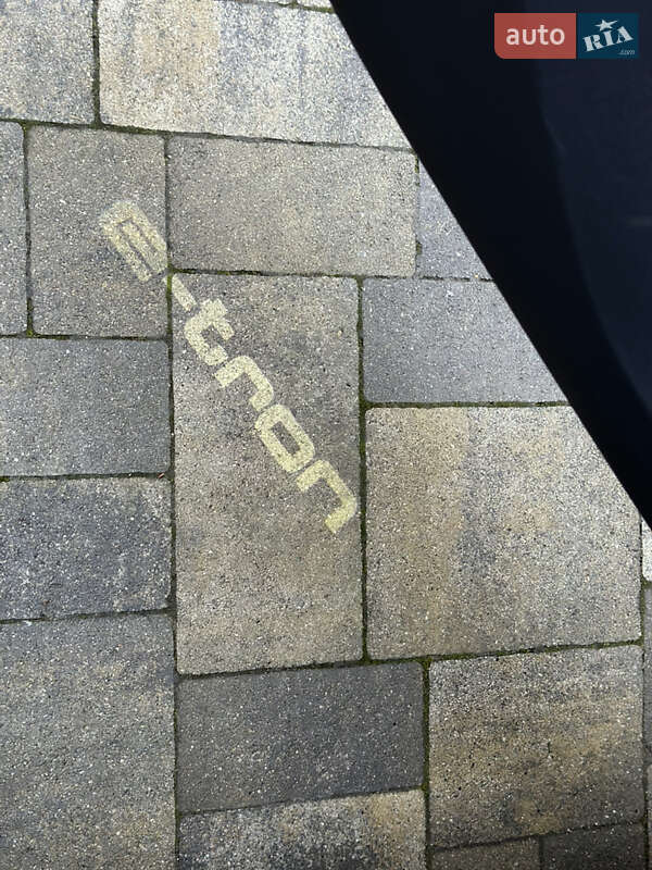 Внедорожник / Кроссовер Audi e-tron S 2022 в Луцке фото 43 Внедорожник / Кроссовер Audi e-tron S 2022 в Луцке