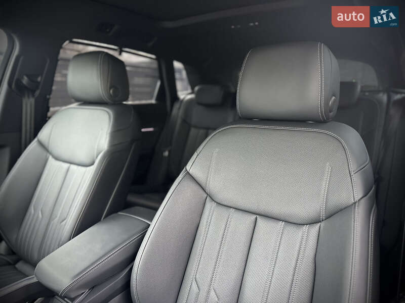 Позашляховик / Кросовер Audi e-tron S 2022 в Луцьку