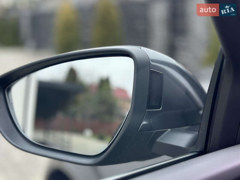 Позашляховик / Кросовер Audi e-tron S 2022 в Луцьку