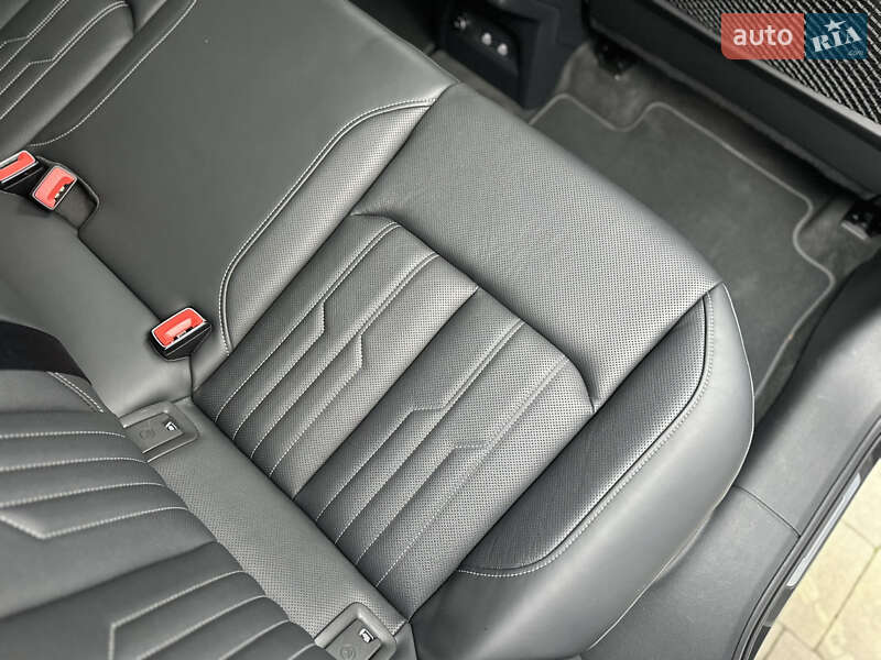 Позашляховик / Кросовер Audi e-tron S 2022 в Луцьку