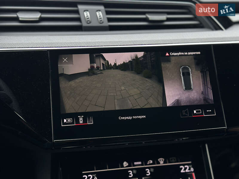 Позашляховик / Кросовер Audi e-tron S 2022 в Луцьку