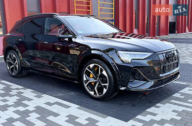 Позашляховик / Кросовер Audi e-tron S 2022 в Львові