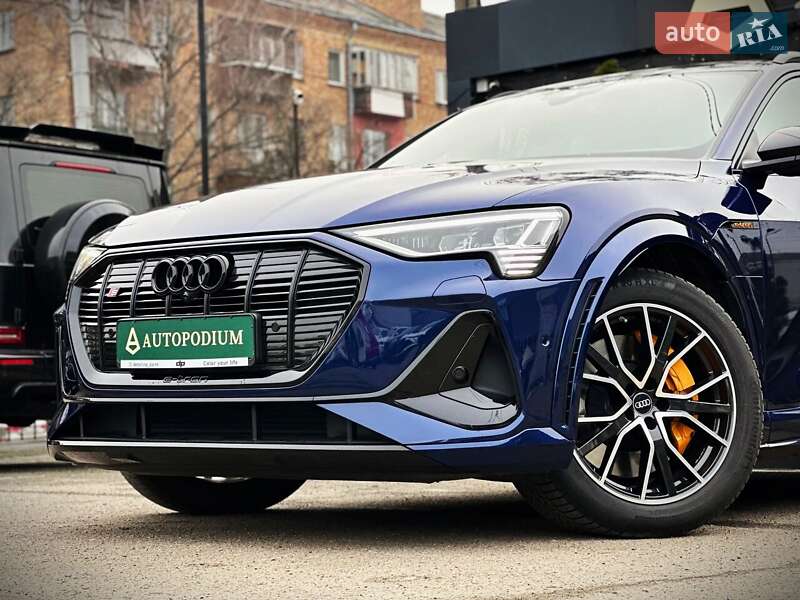 Внедорожник / Кроссовер Audi e-tron S 2021 в Киеве
