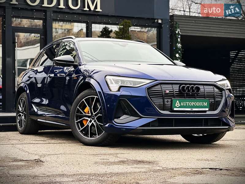 Внедорожник / Кроссовер Audi e-tron S 2021 в Киеве