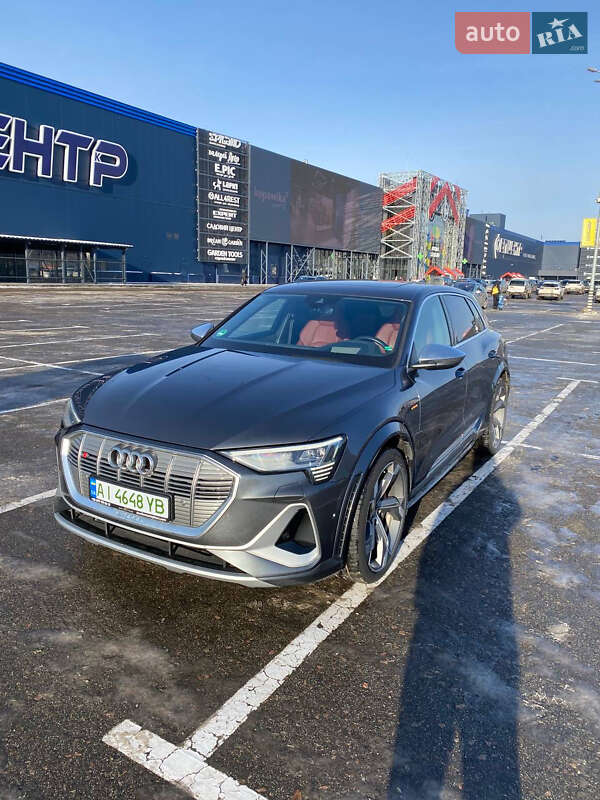 Внедорожник / Кроссовер Audi e-tron S 2021 в Киеве фото 4 Внедорожник / Кроссовер Audi e-tron S 2021 в Киеве