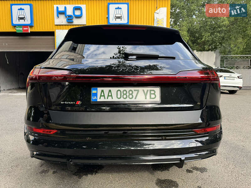 Внедорожник / Кроссовер Audi e-tron S 2021 в Киеве фото 7 Внедорожник / Кроссовер Audi e-tron S 2021 в Киеве