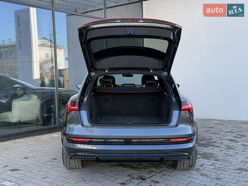 Внедорожник / Кроссовер Audi e-tron S 2020 в Хмельницком