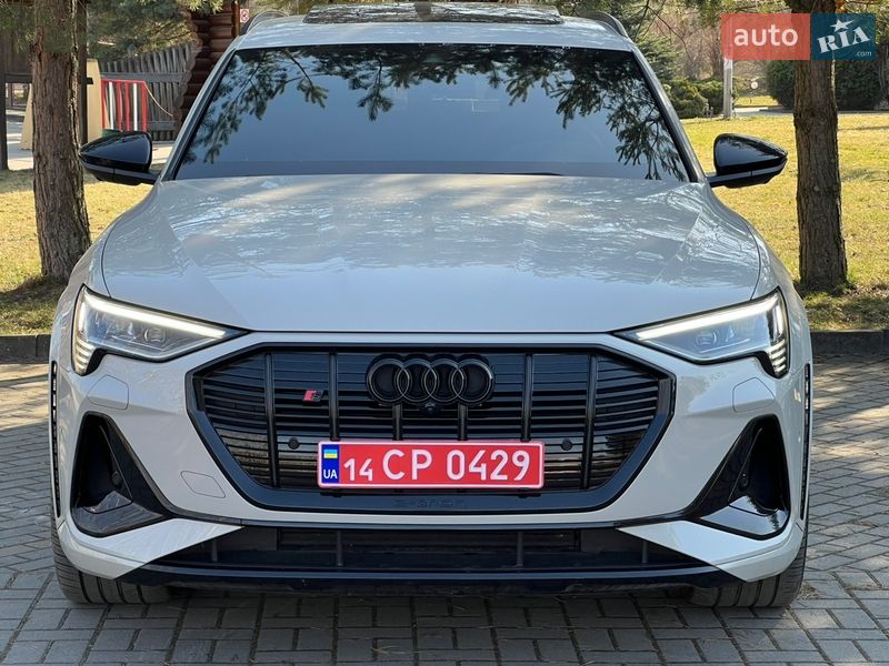 Внедорожник / Кроссовер Audi e-tron S 2022 в Ужгороде