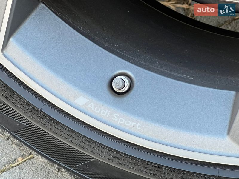 Внедорожник / Кроссовер Audi e-tron S 2022 в Ужгороде