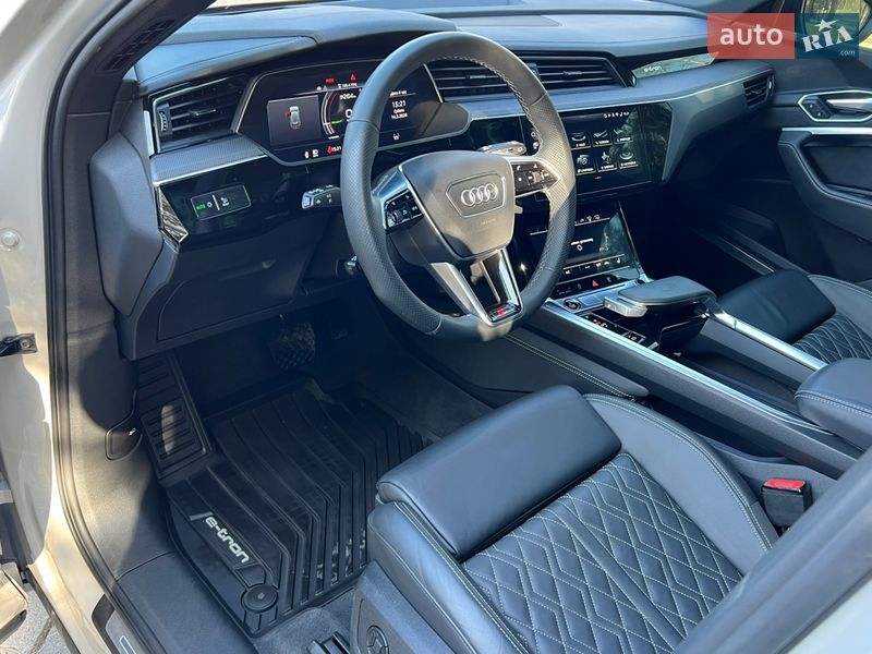 Внедорожник / Кроссовер Audi e-tron S 2022 в Ужгороде