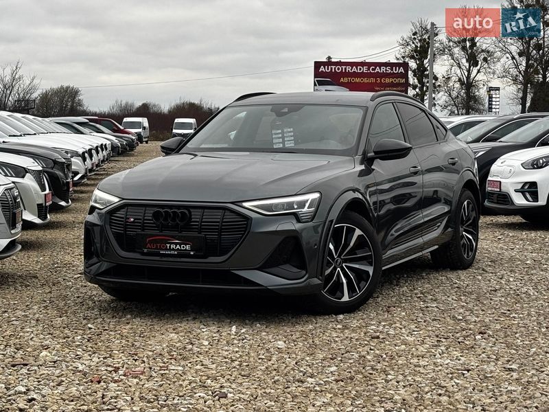 Позашляховик / Кросовер Audi e-tron S 2021 в Львові