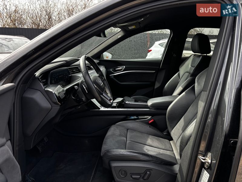 Позашляховик / Кросовер Audi e-tron S 2021 в Львові