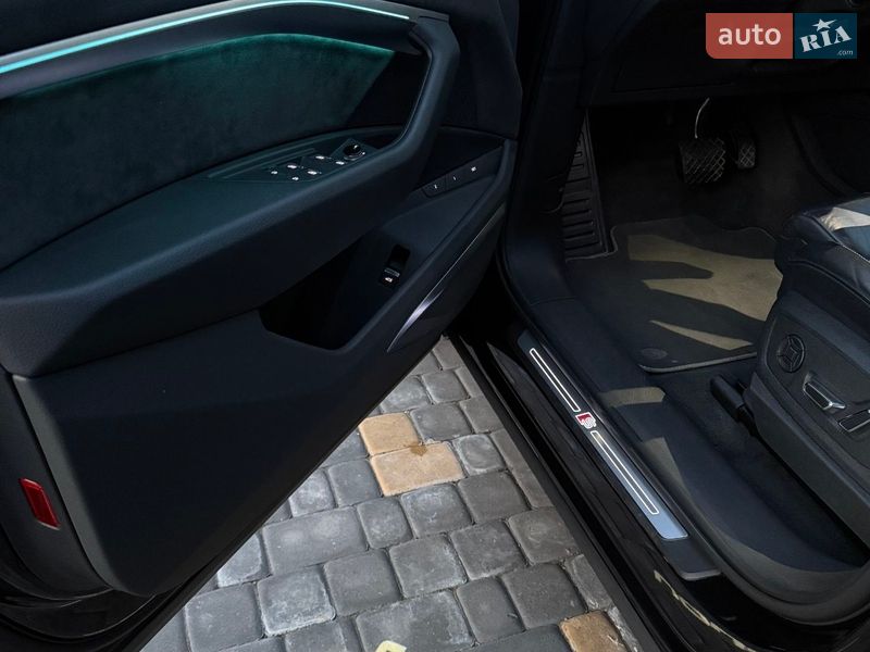 Внедорожник / Кроссовер Audi e-tron S 2021 в Коломые фото 15 Внедорожник / Кроссовер Audi e-tron S 2021 в Коломые