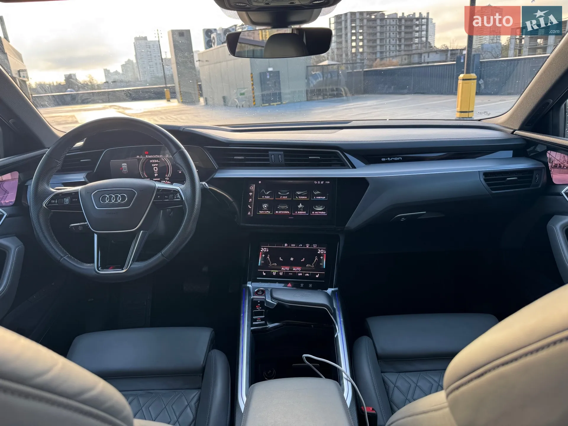 2022 Audi e-tron S - мініатюра 52