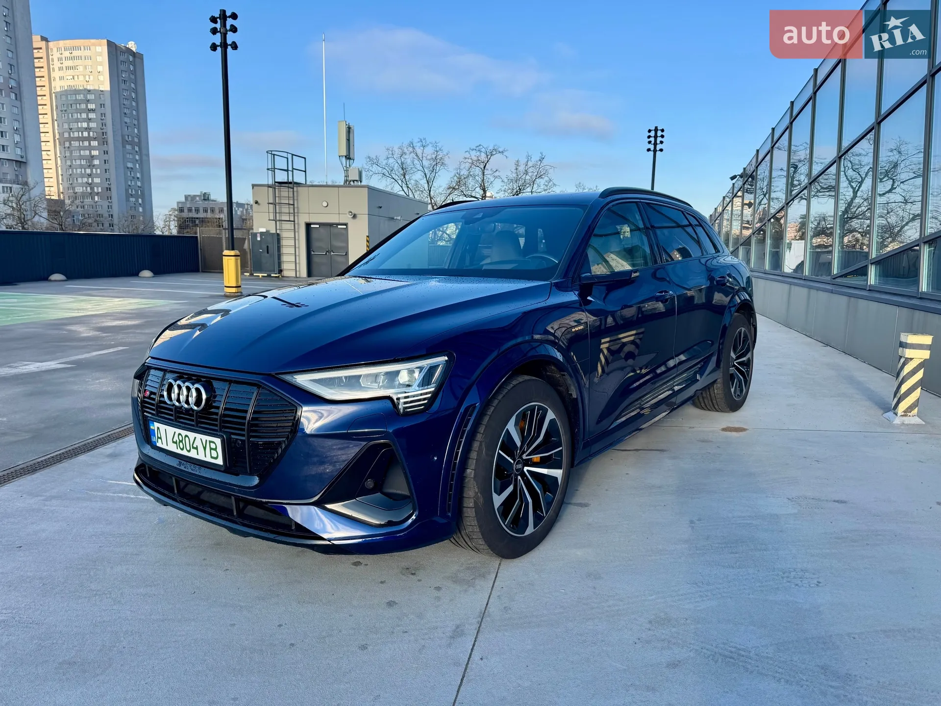 2022 Audi e-tron S - мініатюра 2