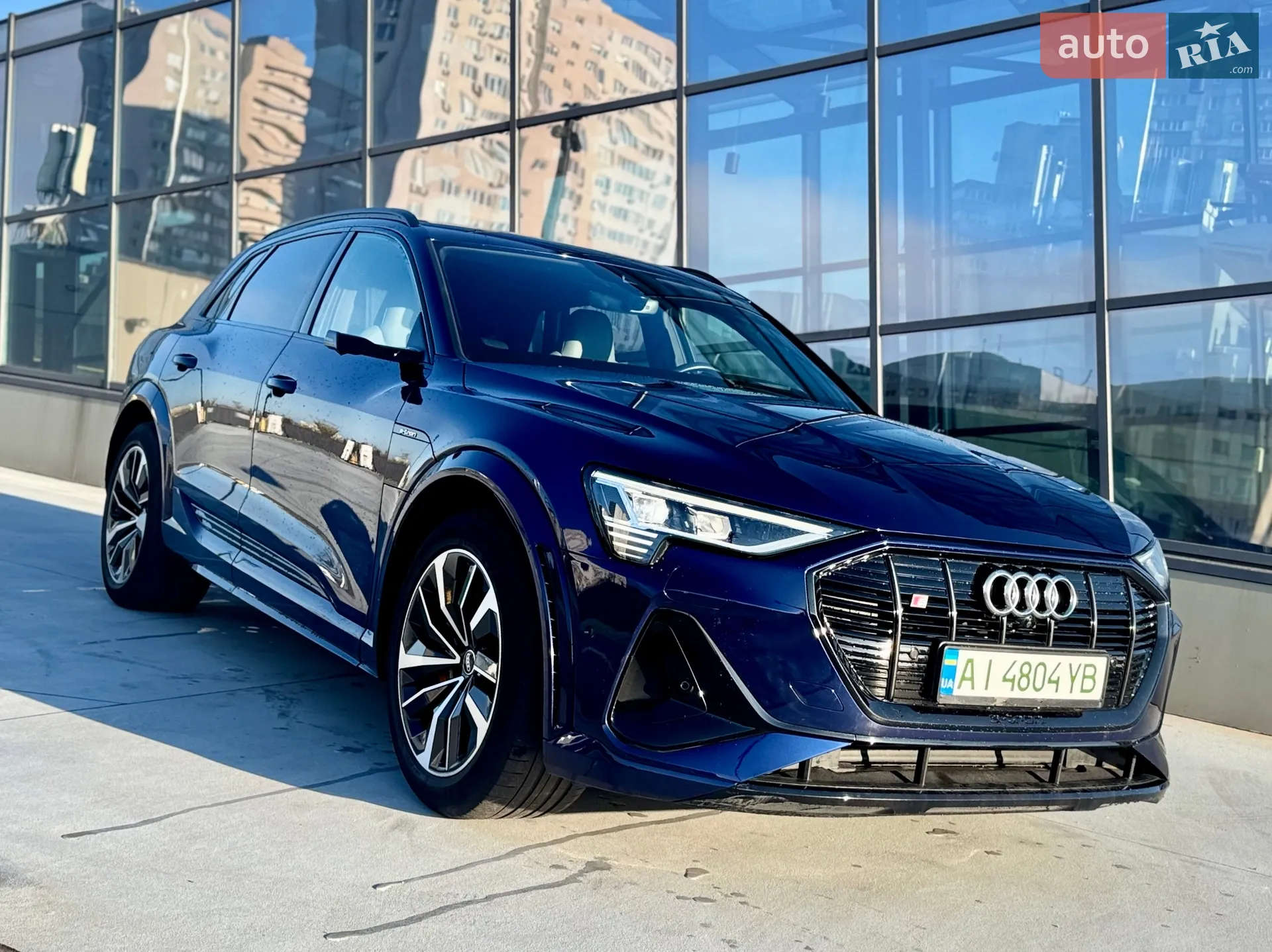 2022 Audi e-tron S - мініатюра 4
