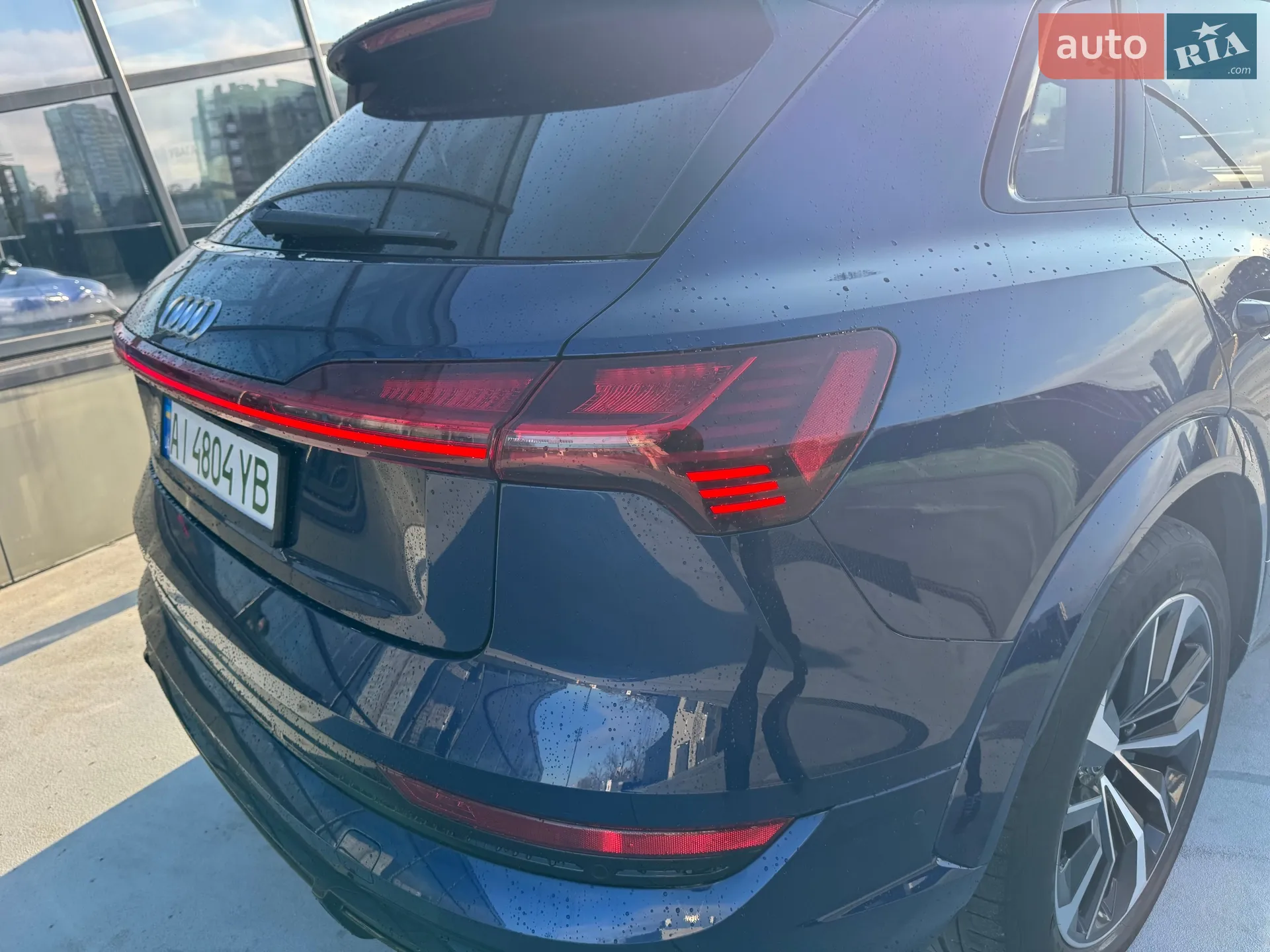 2022 Audi e-tron S - мініатюра 56