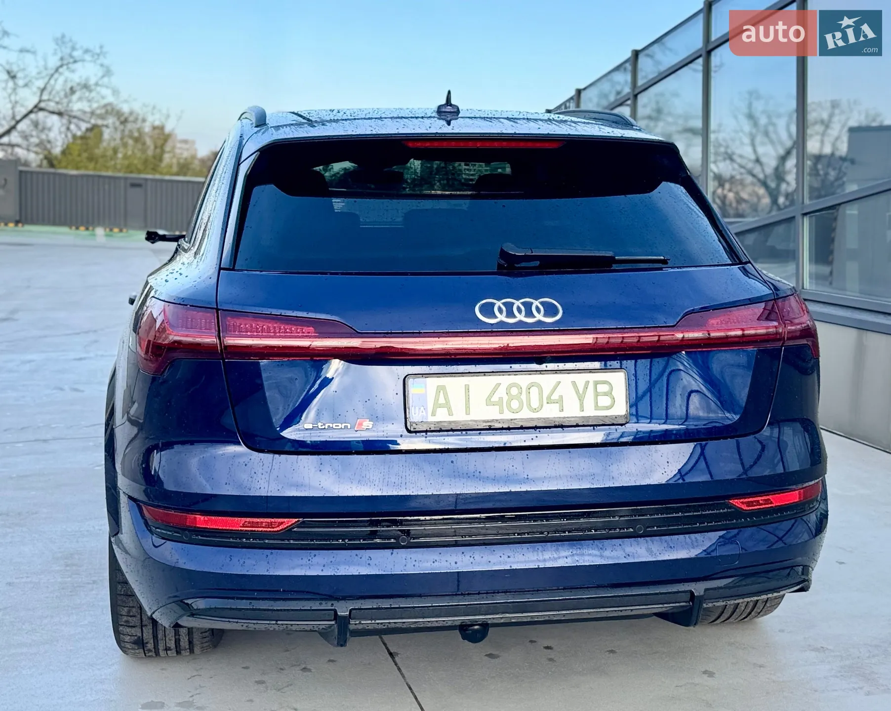 2022 Audi e-tron S - мініатюра 35