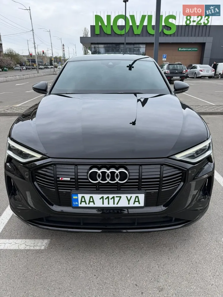 2021 Audi e-tron S - мініатюра 63