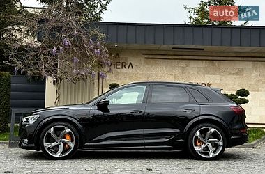 Внедорожник / Кроссовер Audi e-tron S 2022 в Львове фото 11 Внедорожник / Кроссовер Audi e-tron S 2022 в Львове