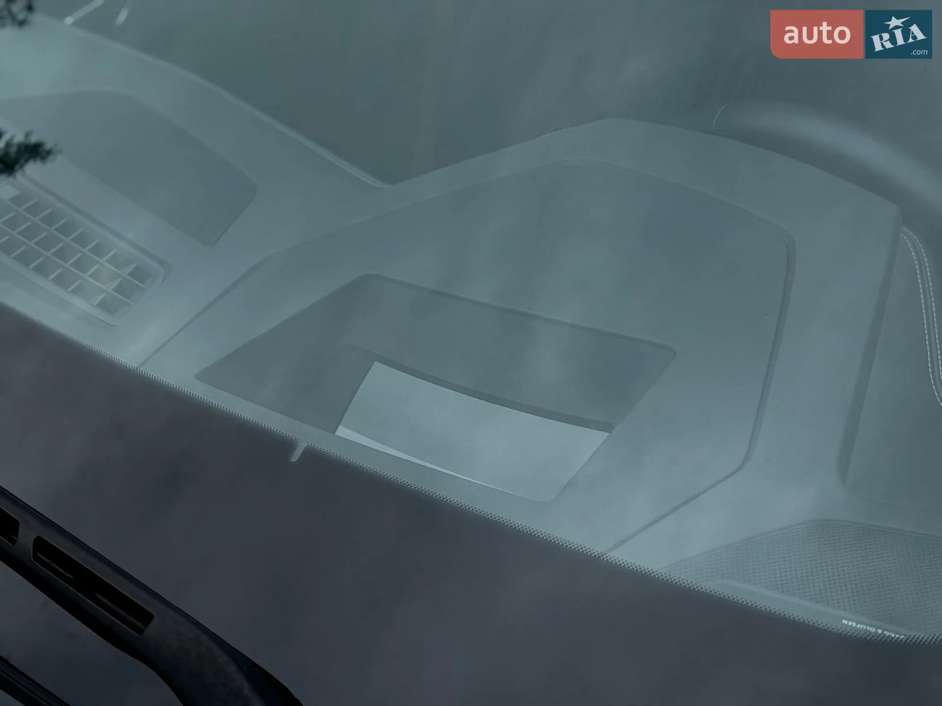 2022 Audi e-tron S - мініатюра 16