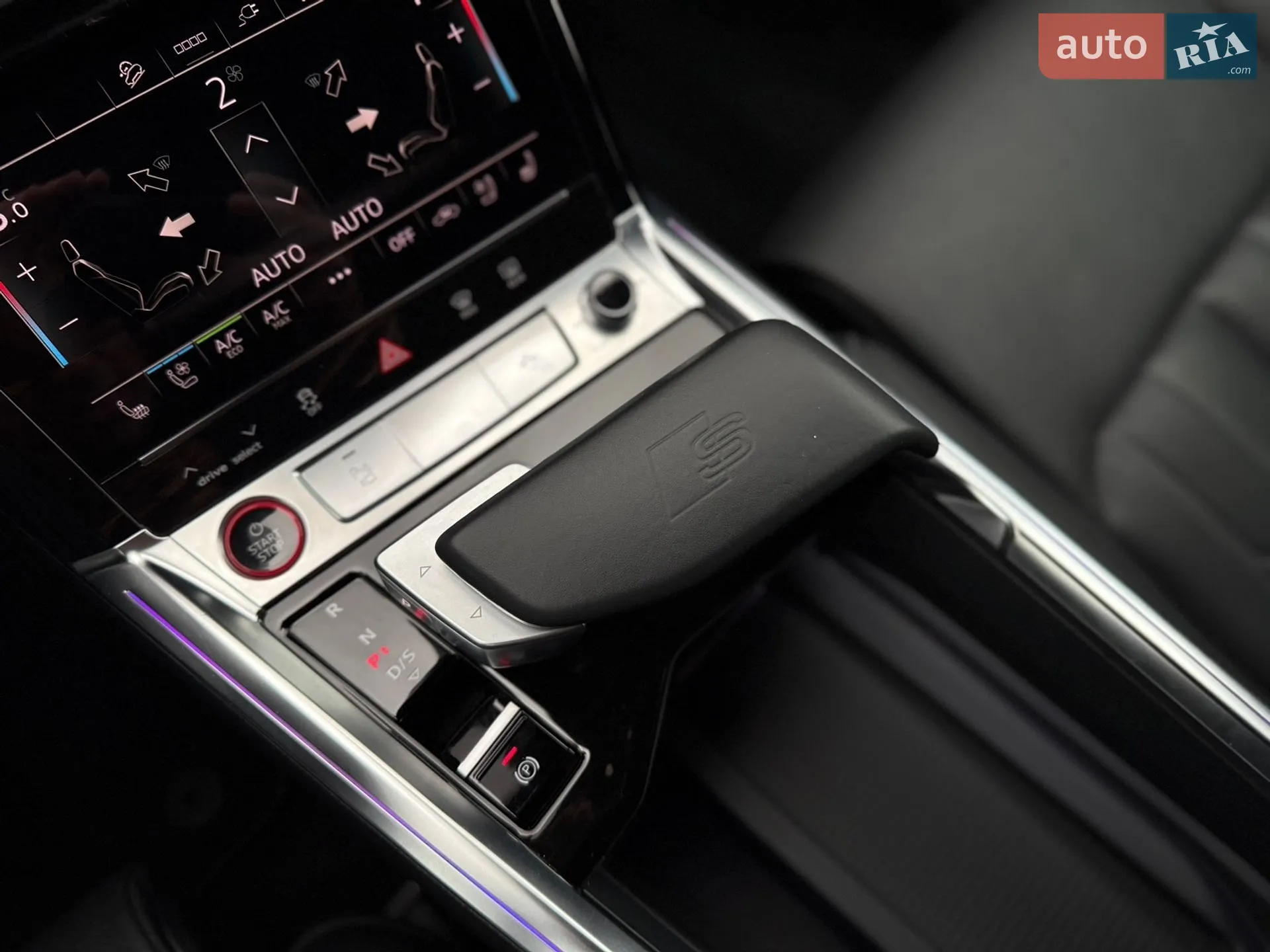 2022 Audi e-tron S - мініатюра 42