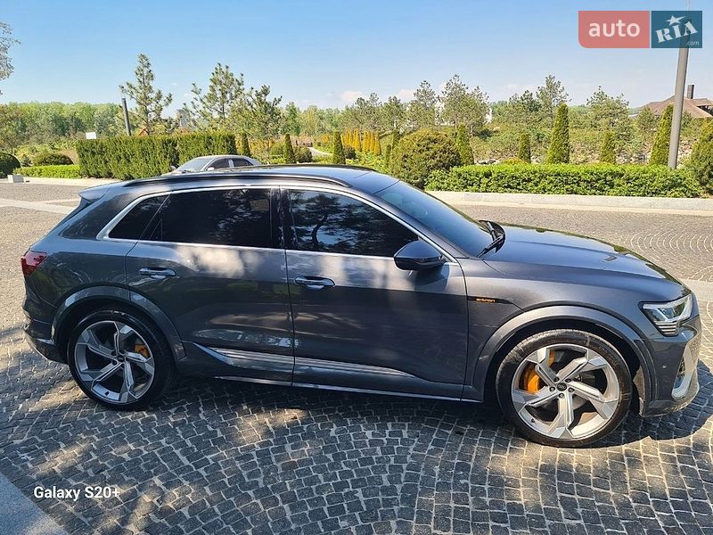 Внедорожник / Кроссовер Audi e-tron S 2022 в Днепре