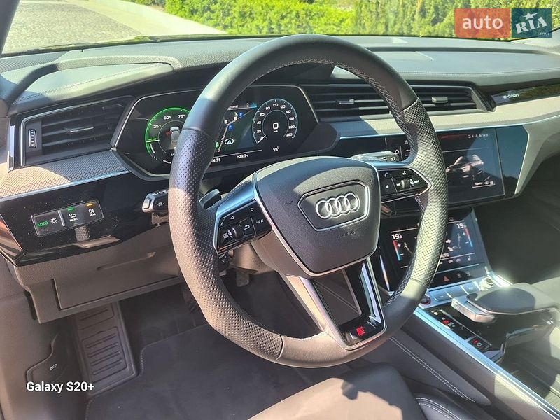 Внедорожник / Кроссовер Audi e-tron S 2022 в Днепре