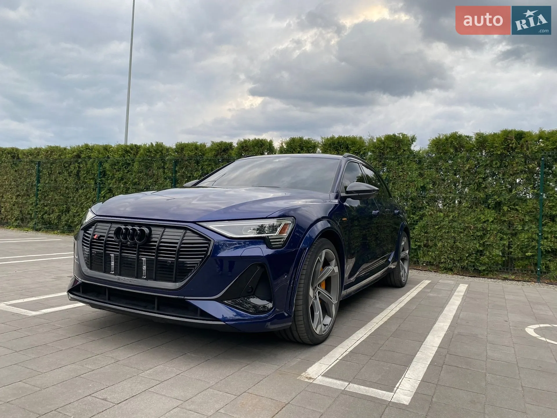 2022 Audi e-tron S - фото 1