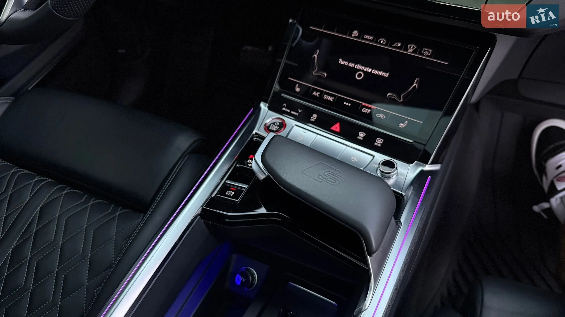 2022 Audi e-tron S - мініатюра 48