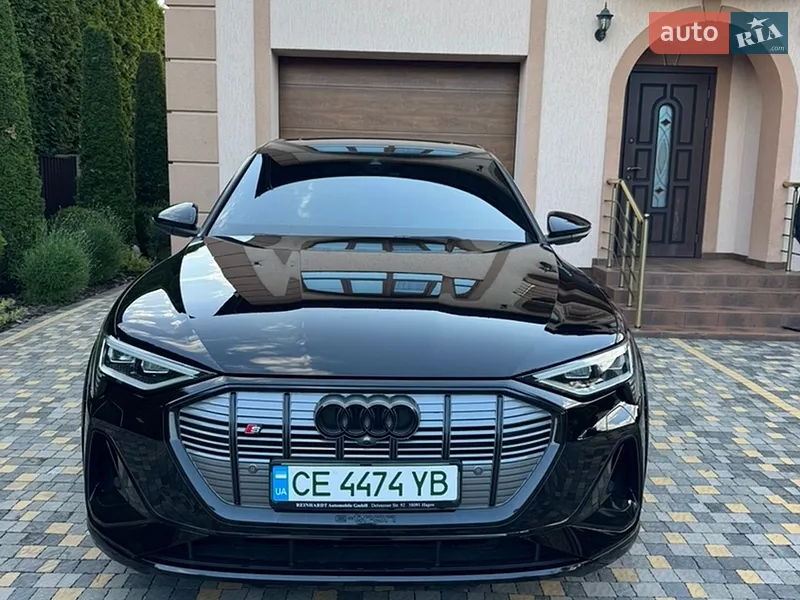 Audi e-tron S