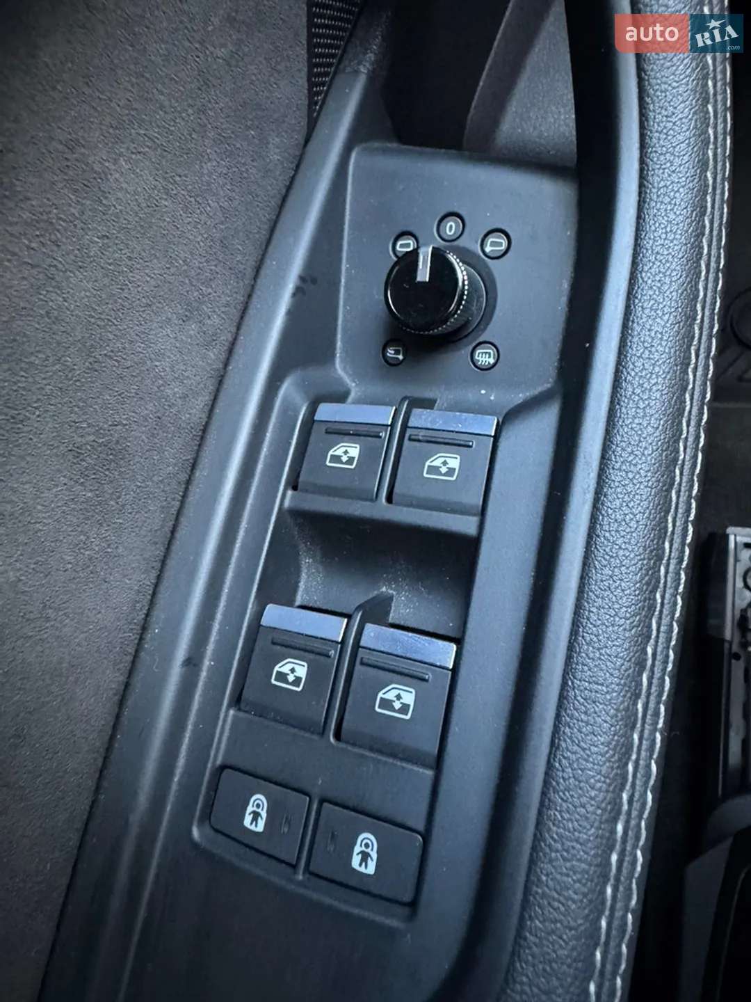 2021 Audi e-tron S - мініатюра 46