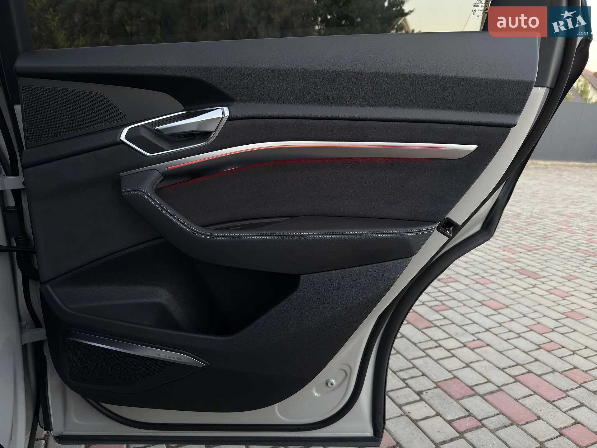 2022 Audi e-tron S - мініатюра 83