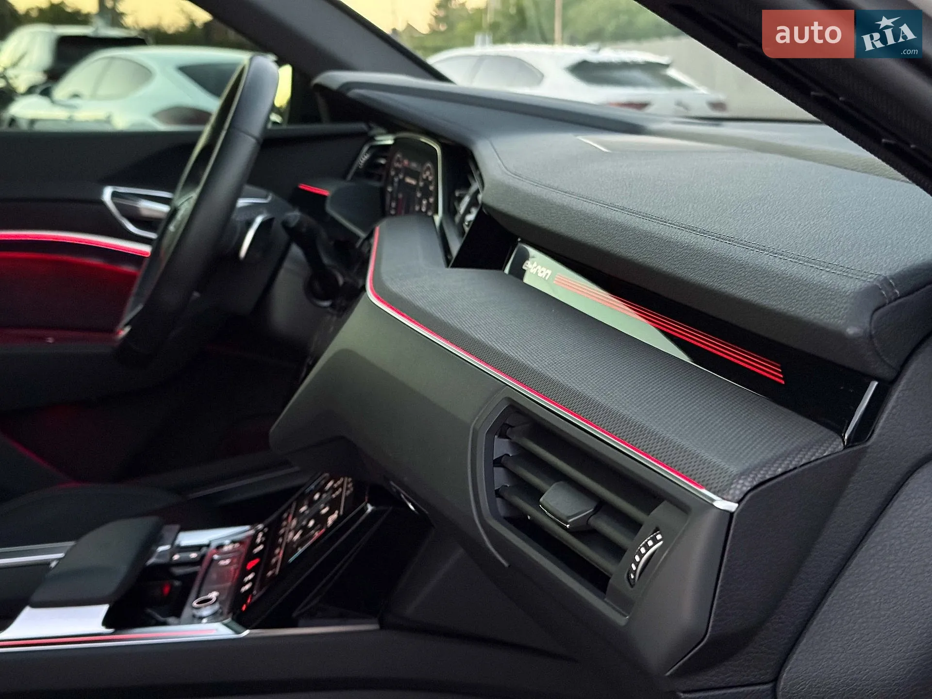 2022 Audi e-tron S - мініатюра 96