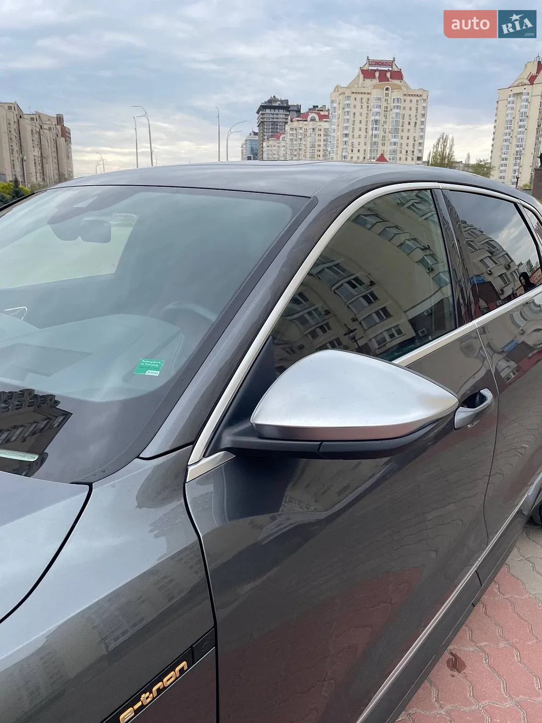 2021 Audi e-tron S - мініатюра 7