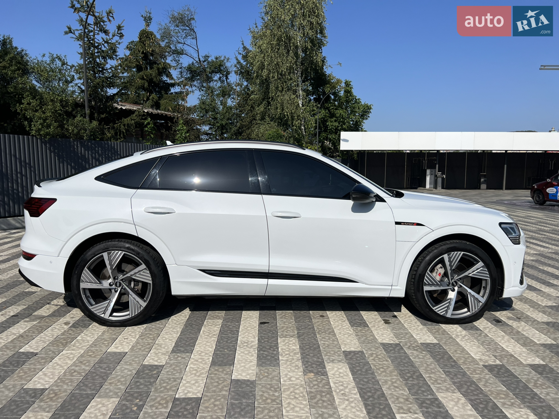 2021 Audi e-tron Sportback - мініатюра 5