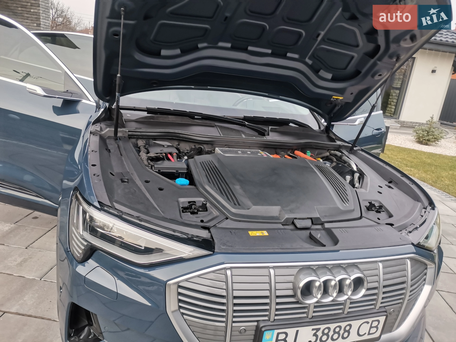 2020 Audi e-tron Sportback - мініатюра 10
