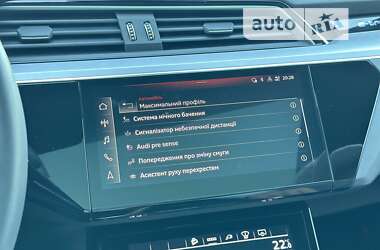 Позашляховик / Кросовер Audi e-tron Sportback 2021 в Луцьку