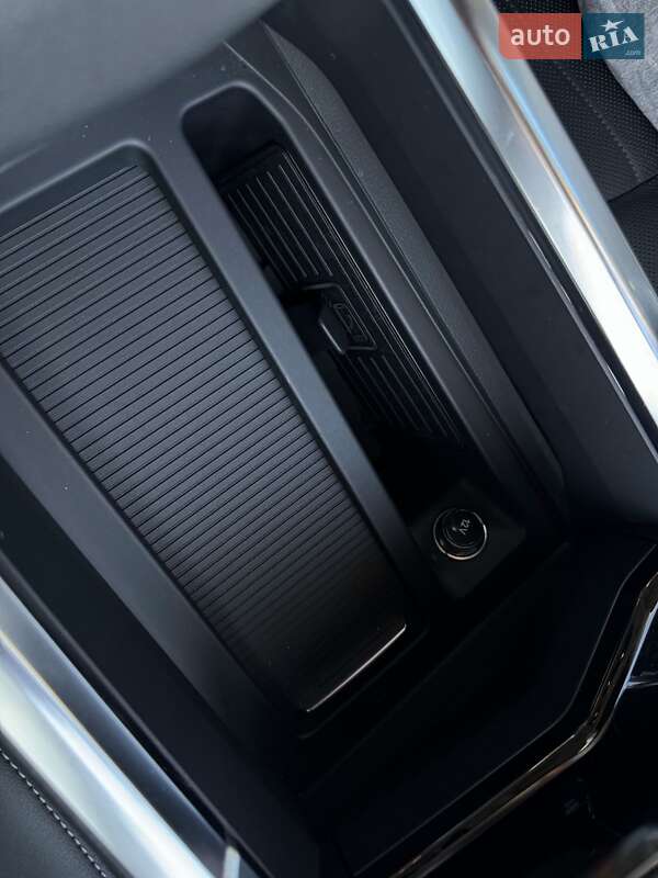 Позашляховик / Кросовер Audi e-tron Sportback 2020 в Львові