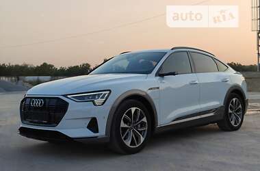 Позашляховик / Кросовер Audi e-tron Sportback 2020 в Бердичеві