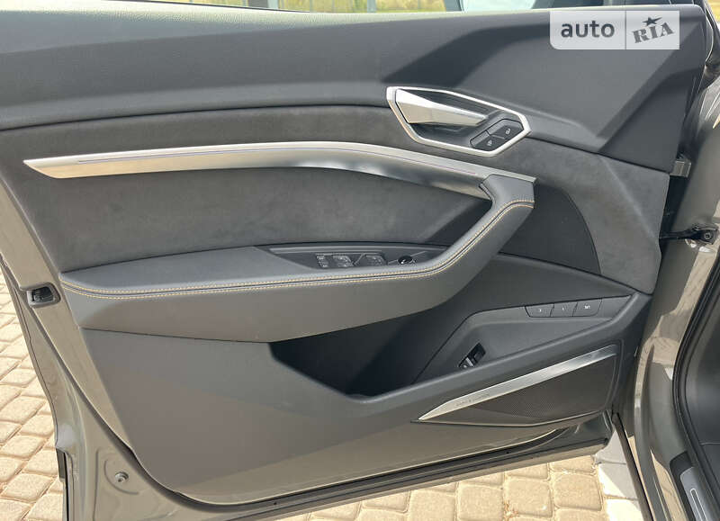 Позашляховик / Кросовер Audi e-tron Sportback 2022 в Львові фото 21 Позашляховик / Кросовер Audi e-tron Sportback 2022 в Львові