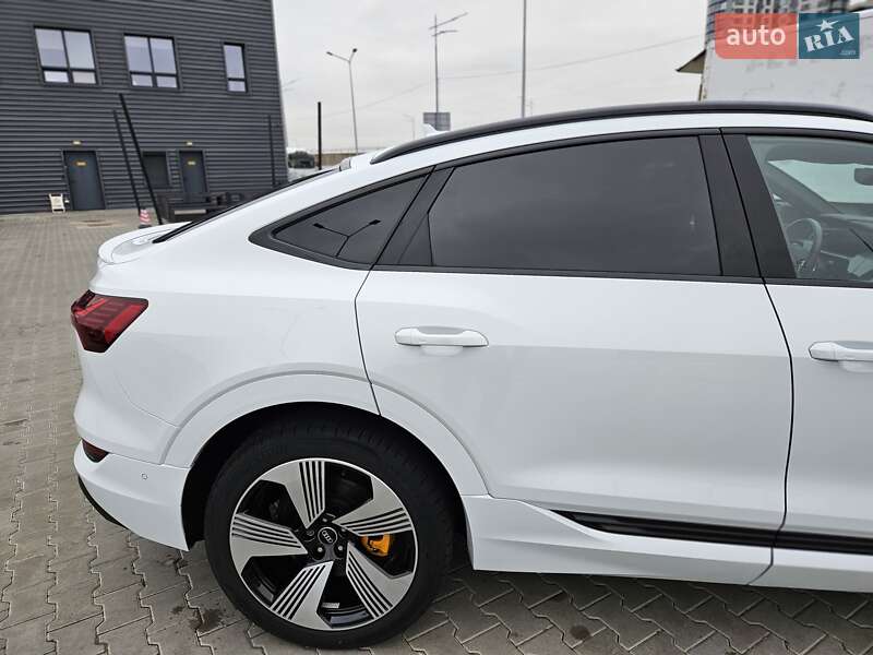 Внедорожник / Кроссовер Audi e-tron Sportback 2022 в Киеве