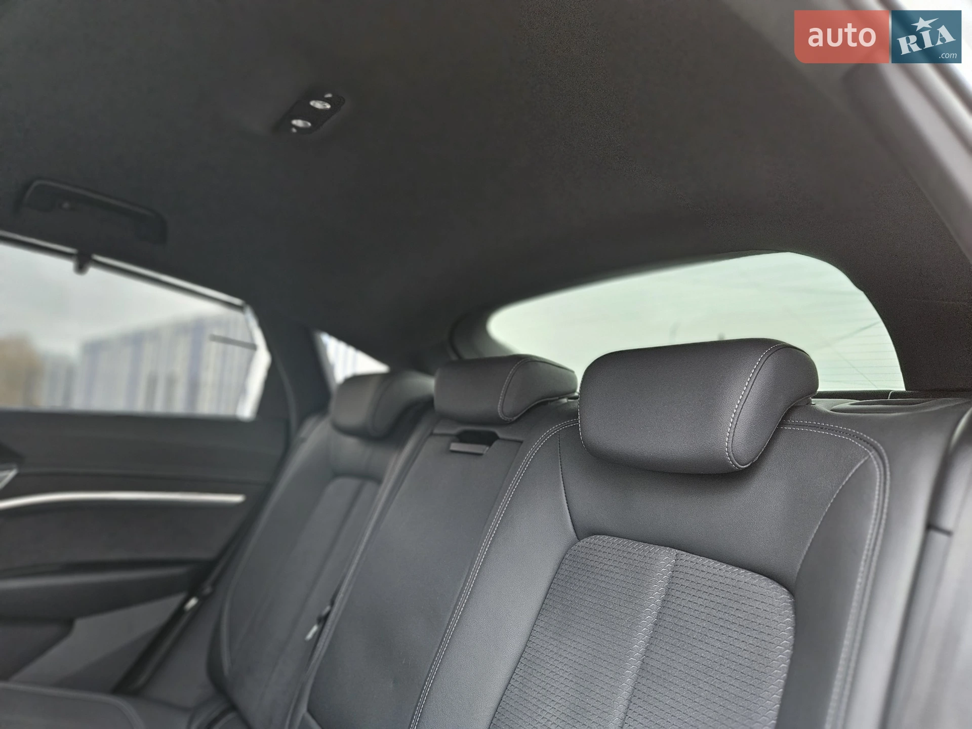 2022 Audi e-tron Sportback - мініатюра 17